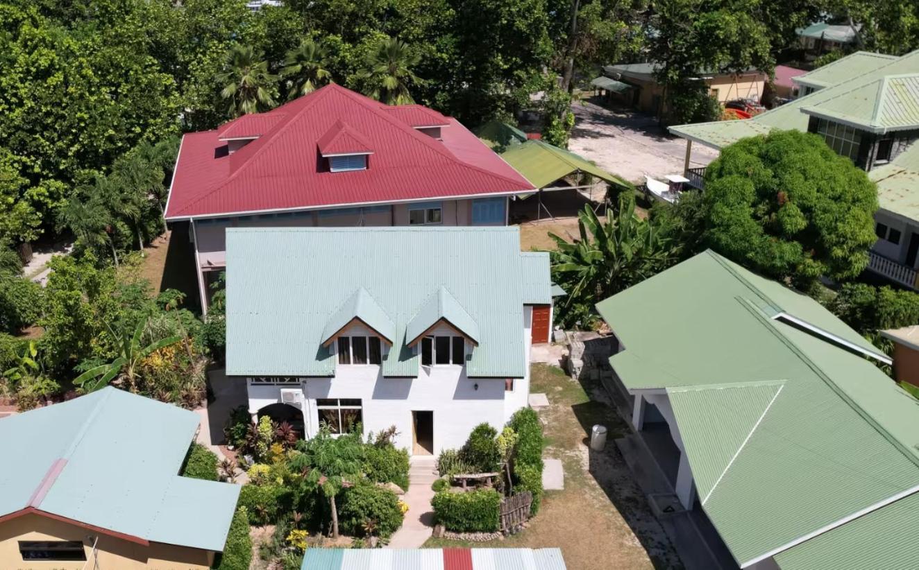 Kai Selfcatering Hotel La Digue Exterior photo